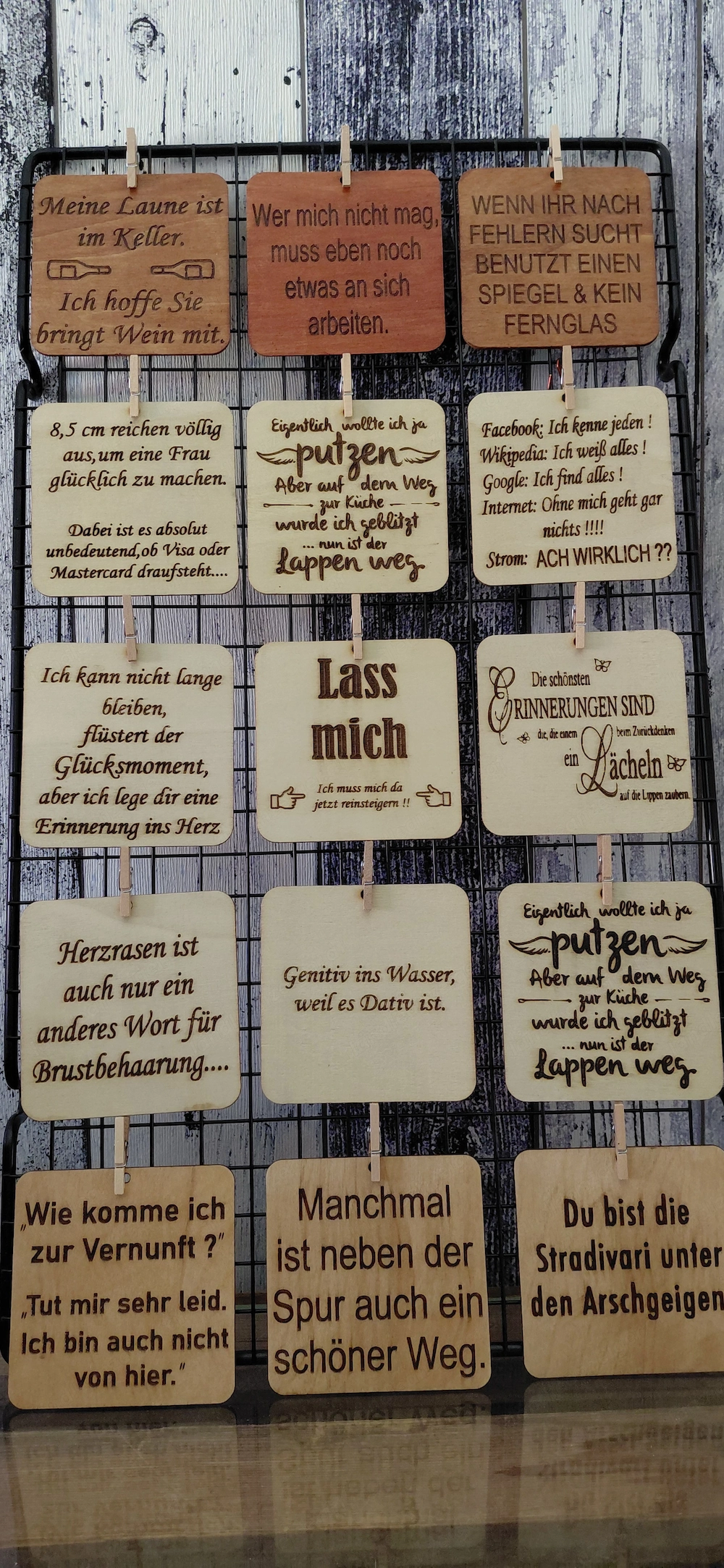Holz Schild Tafel Spruch mit Herz und Humor 7,3 cm x 7,3 cm x 2 mm
