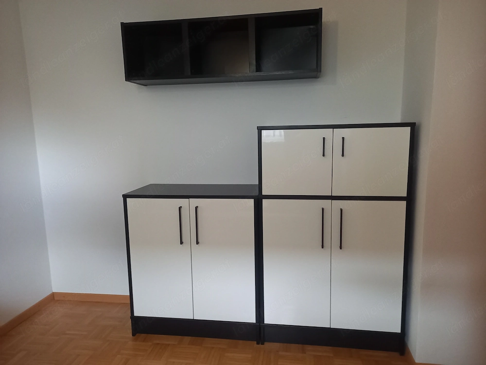 Kasten dreiteilig zu verkaufen (Ikea BILLY)
