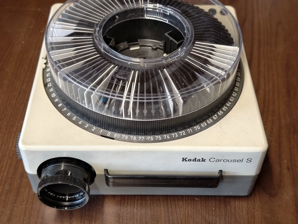 Diaprojektor Kodak Carousel S incl. 3 Rundmaganzine, Rarität funktoniert alles