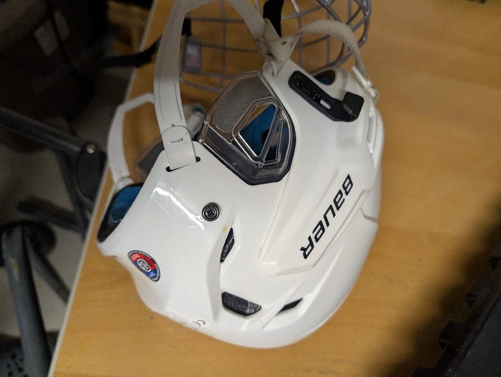 Bauer Helm 