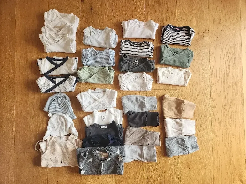 Babykleidung Größe 56