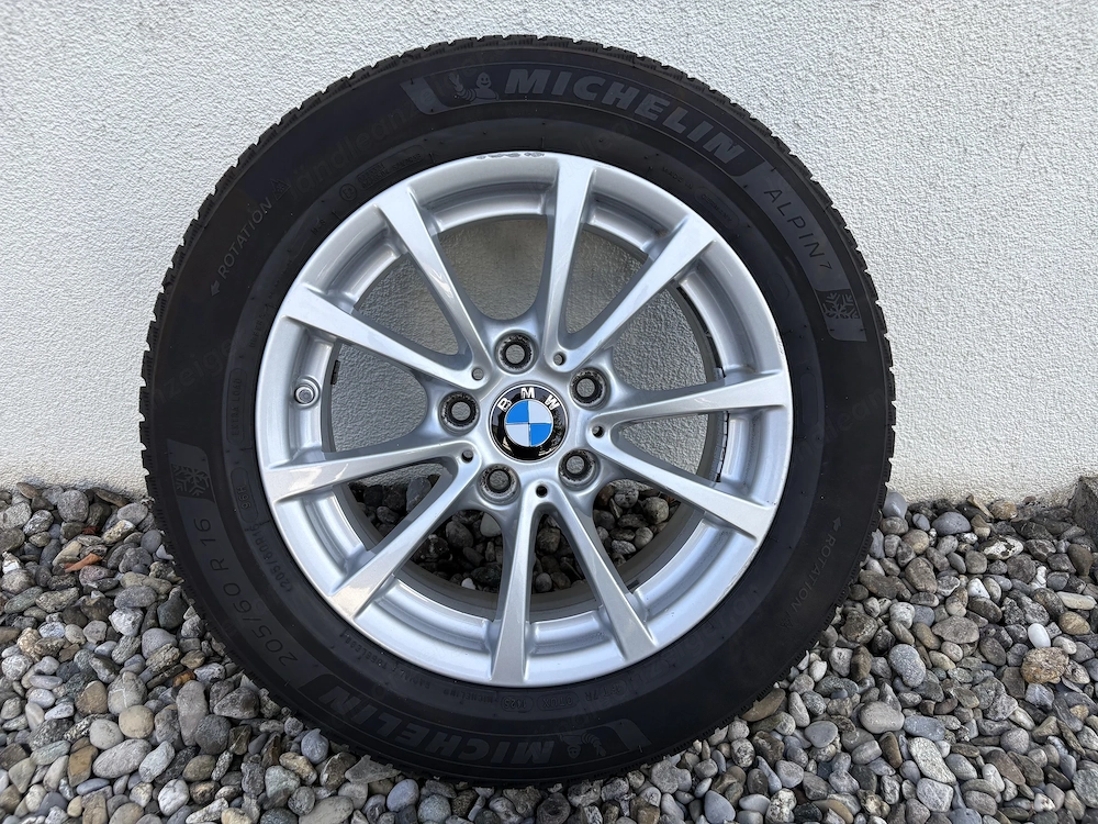BMW Winterkompletträder 16 Zoll Michelin Alpin 7 F30 F31 Style 390