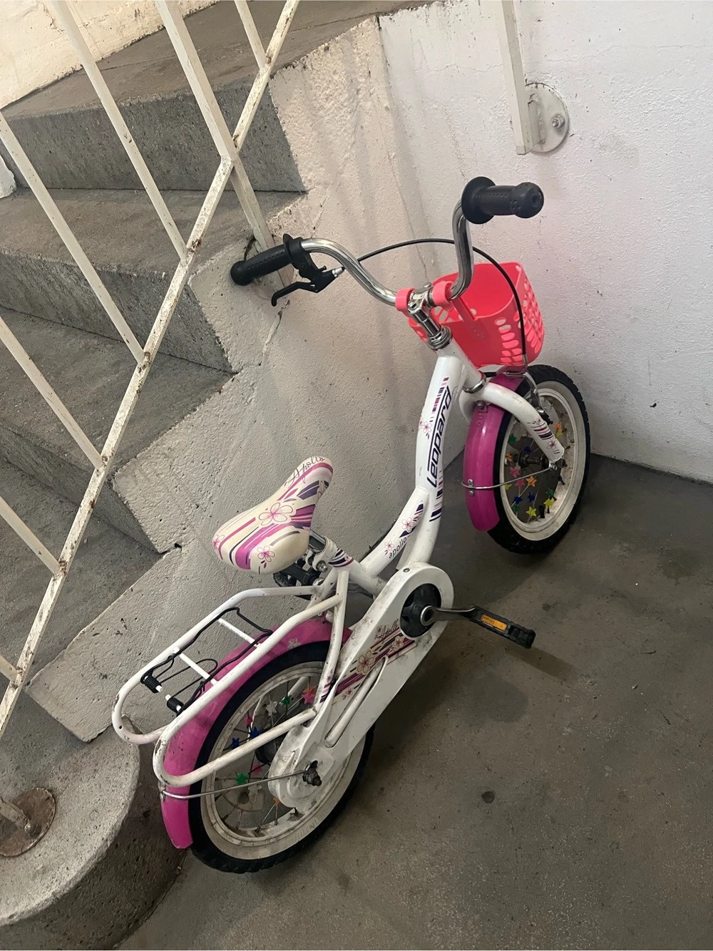 kinderfahrrad zu verschenken