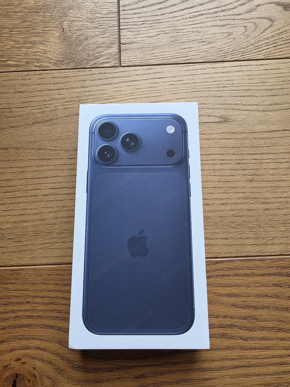 iPhone 17 Pro Max 512gb Blau neu und ungeöffnet!