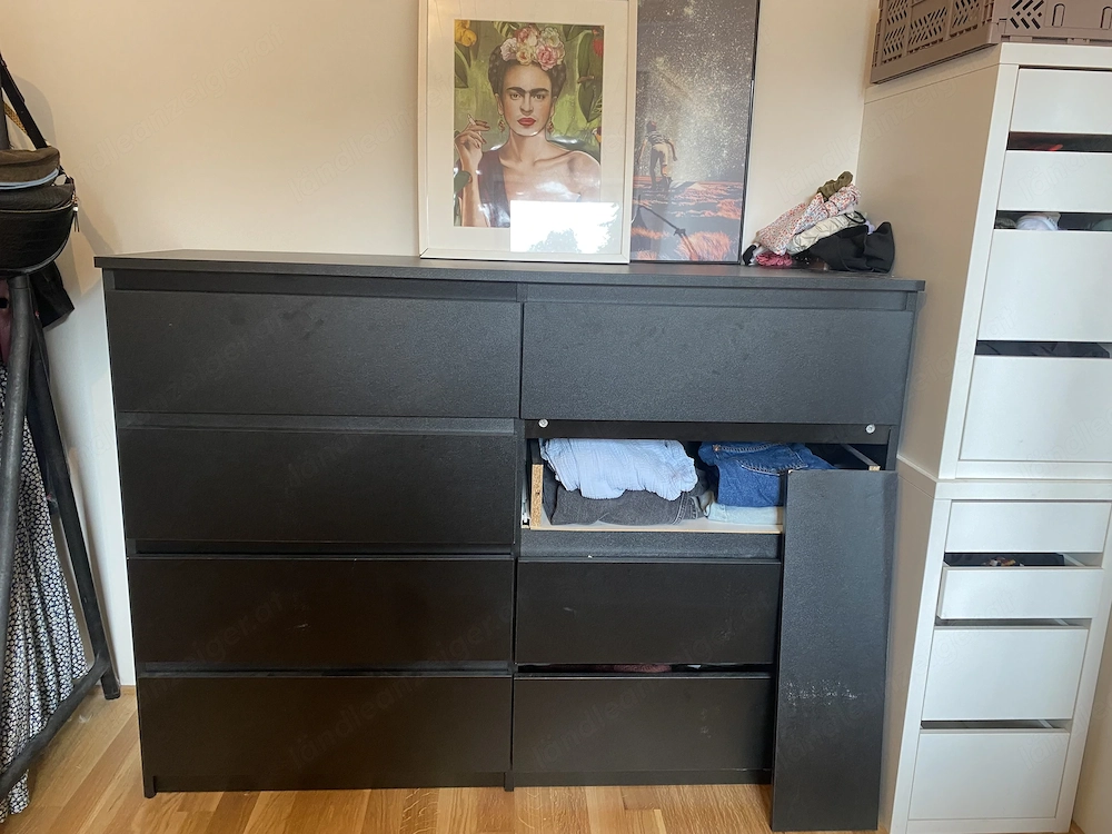 Schwarze Kommode Sideboard zu verschenken 