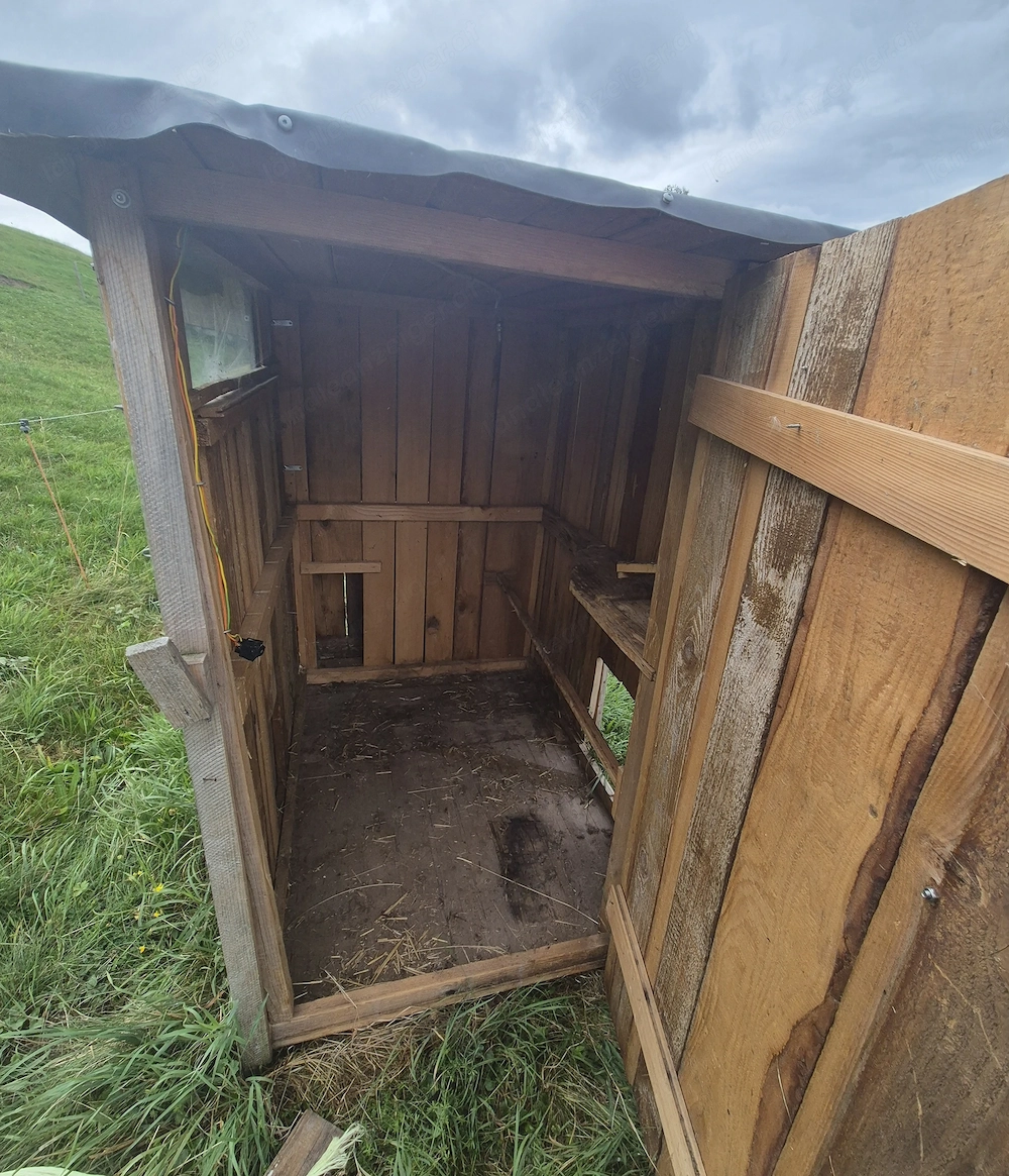 Hühnerstall abzugeben