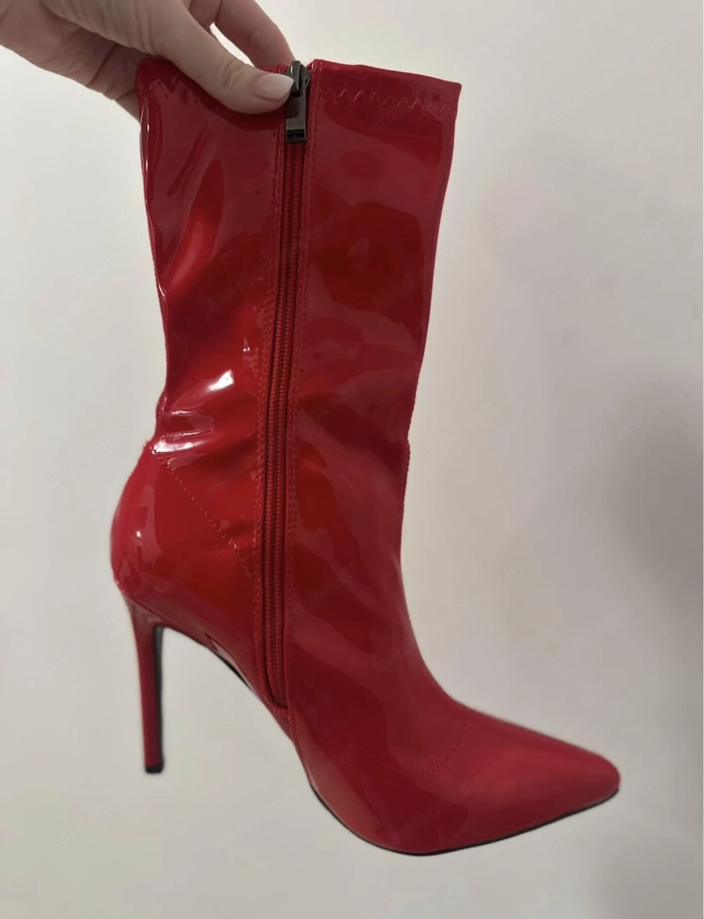 Lackstiefel rot