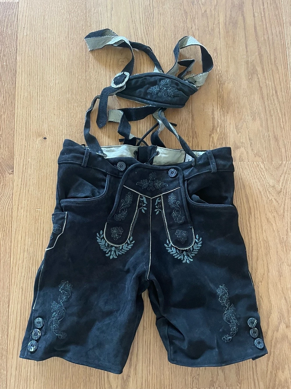 Trachten Outfit Hose Hemd Schuhe 