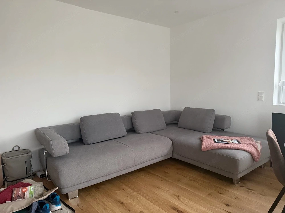 Graues Ecksofa