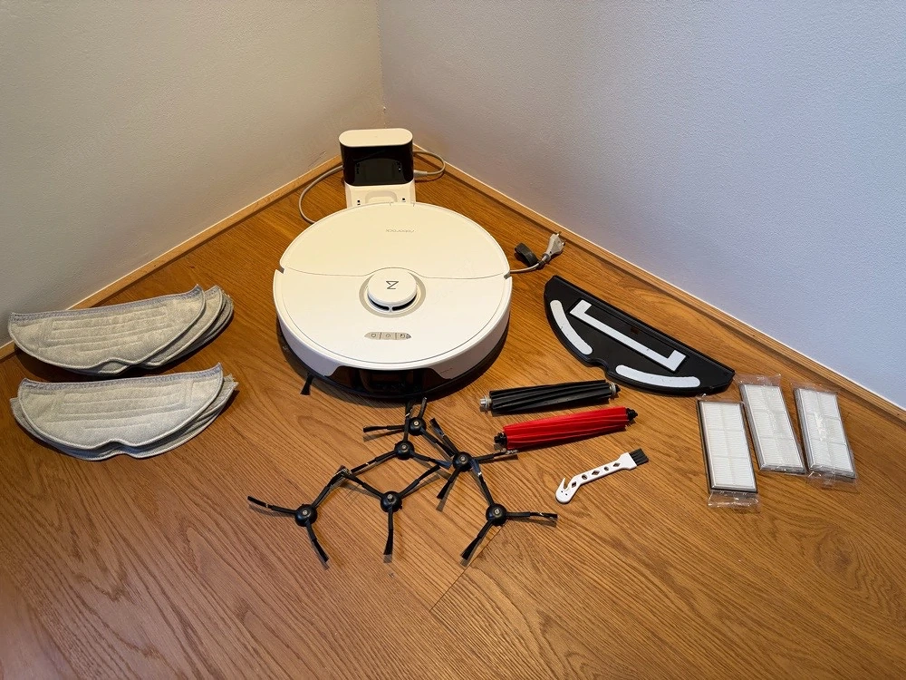Roborock S8 Saug- & Wischroboter + viel Zubehör | Top Zustand