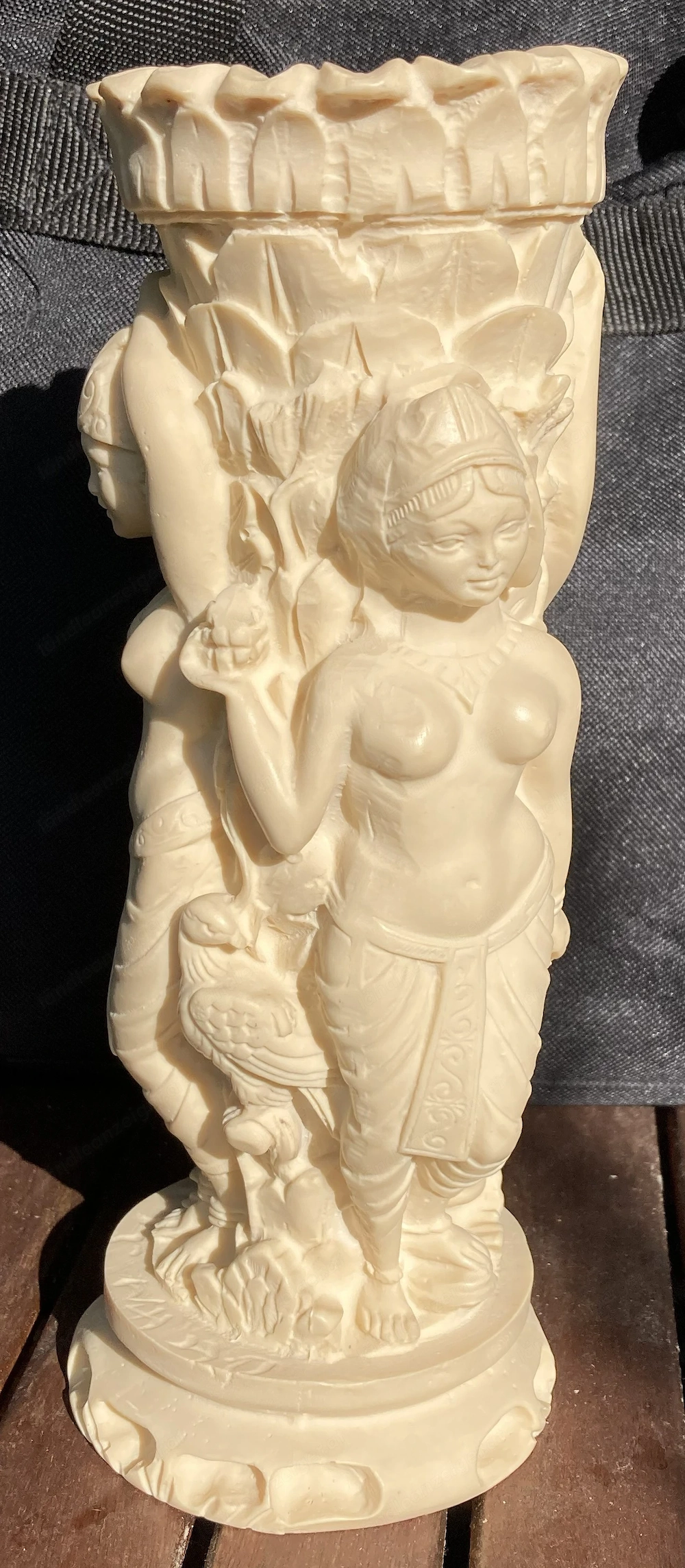 VASE Frauen Skulptur 