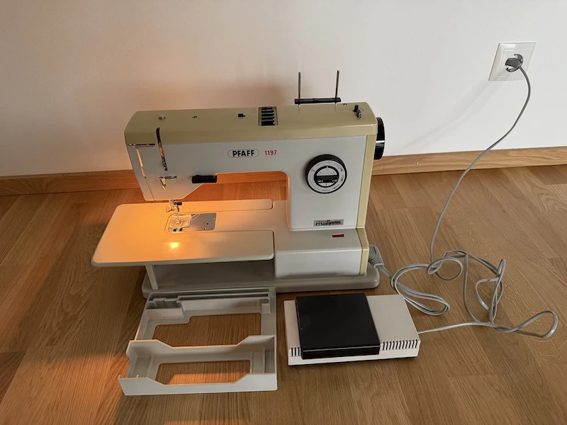 Pfaff Nähmaschine