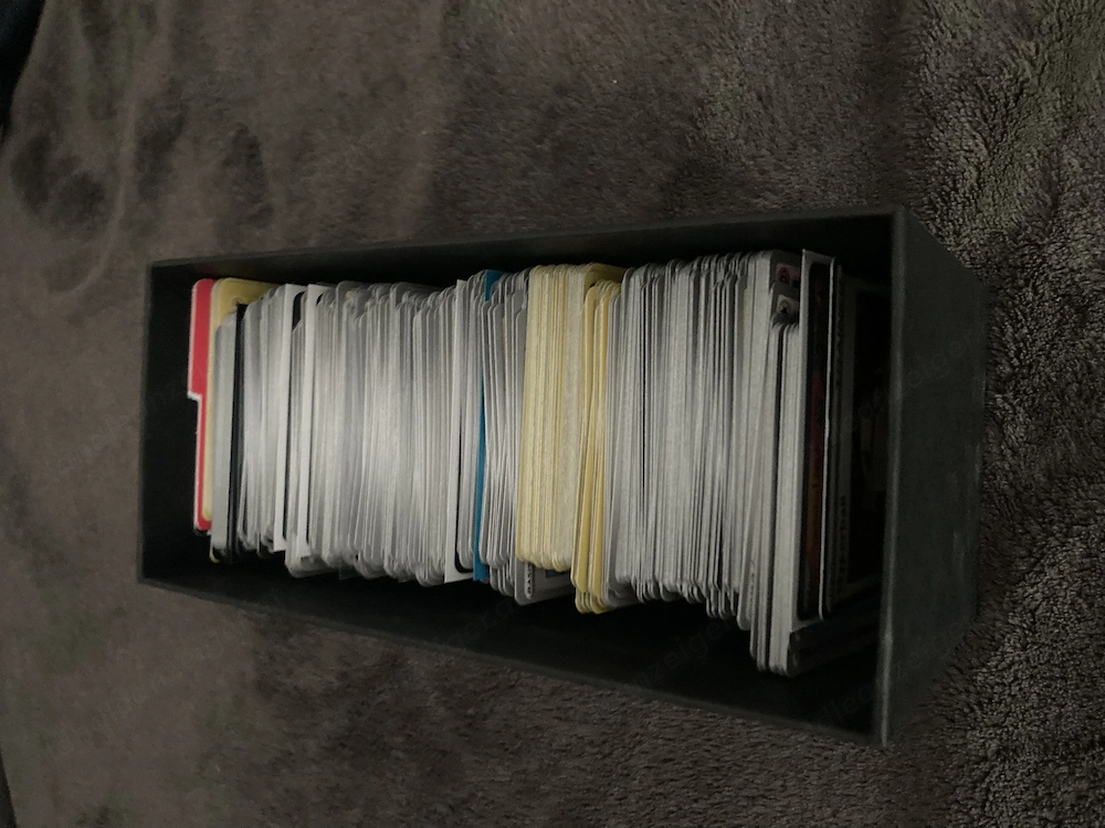 Pokémon Karten volle Schachtel