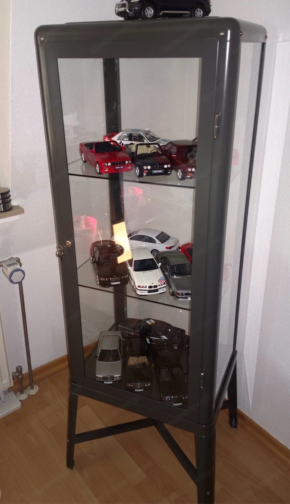 ikea vitrine Fabrikör