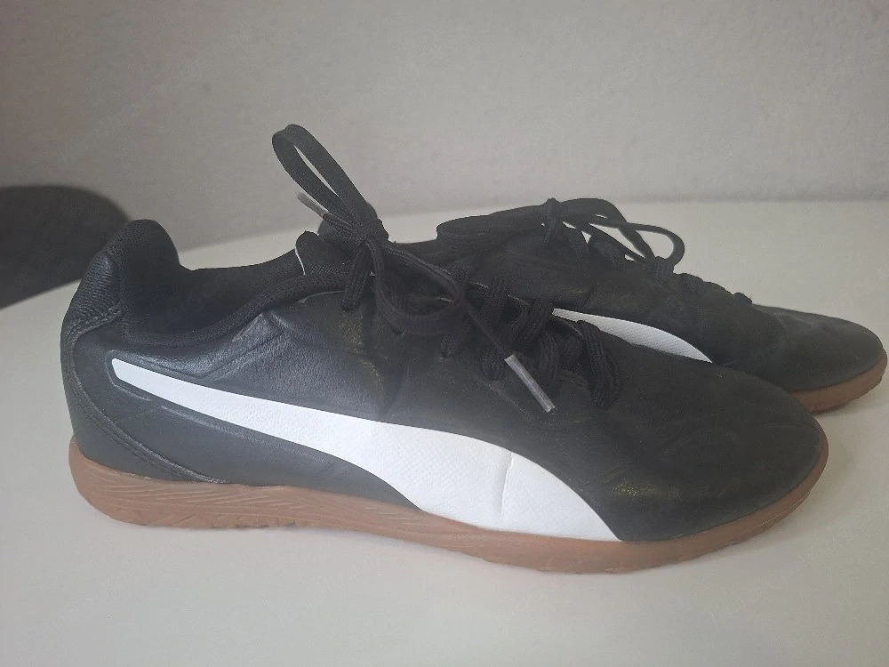 Hallenschuhe Größe 38