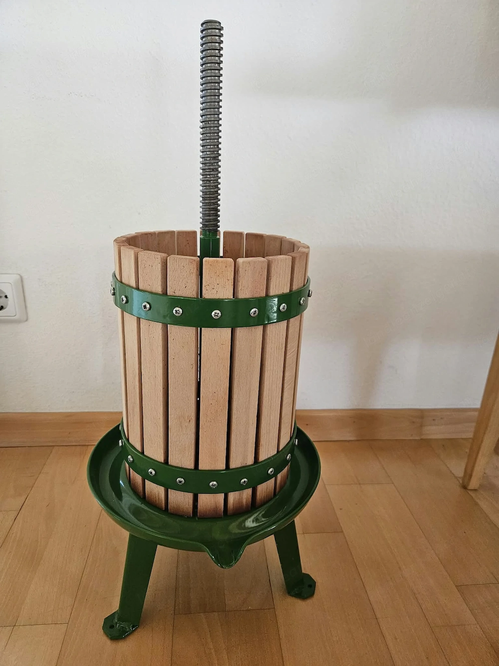 Fruchtpresse mit Spindelantrieb
