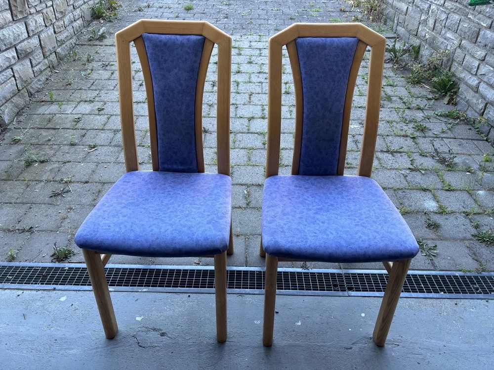 Stühle Vollholz gepolstert