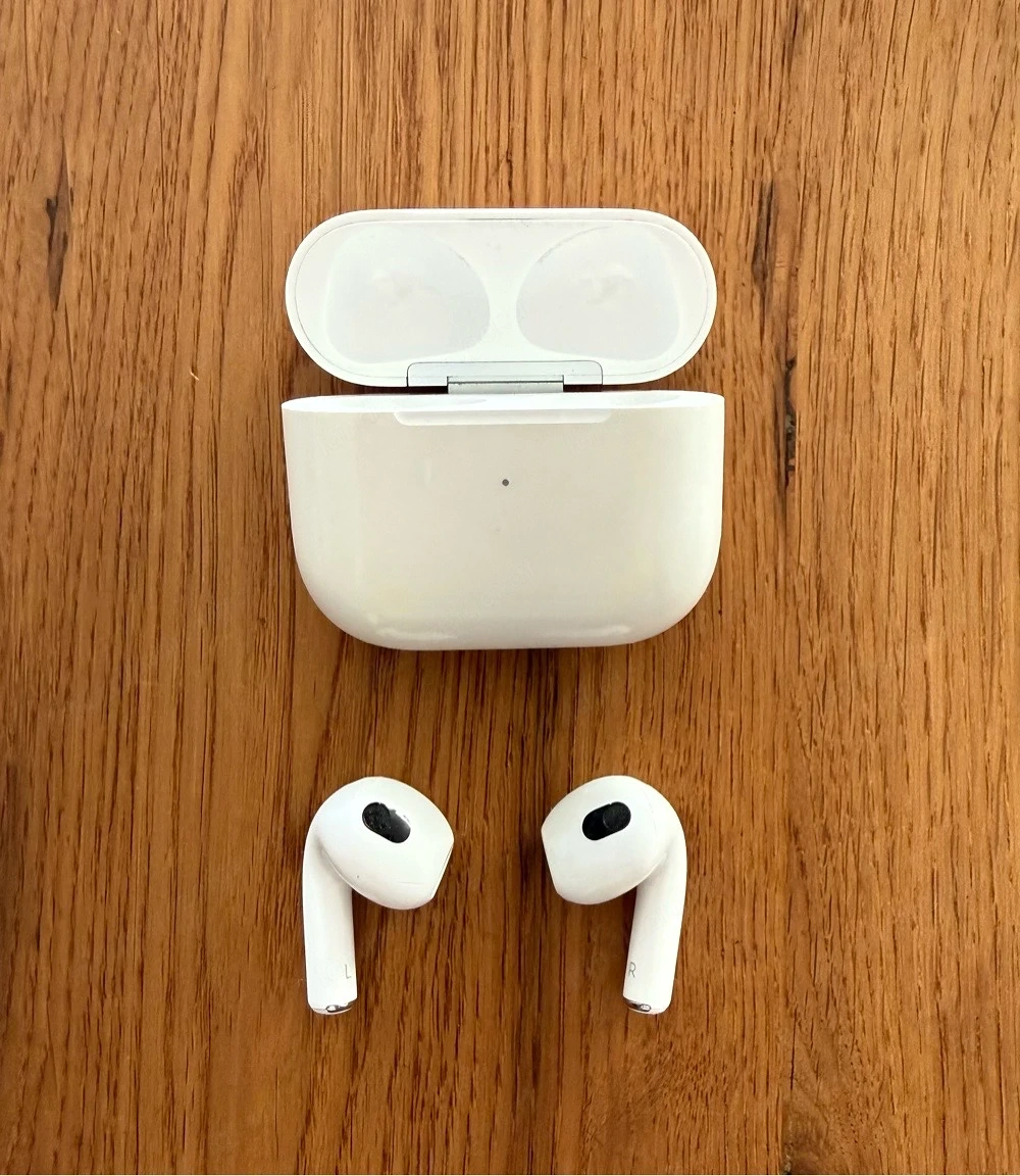 Apple AirPods 3. Generation   guter Zustand   voll funktionsfähig