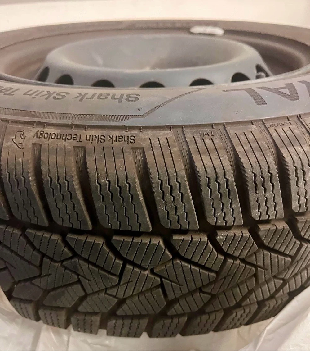 Winterreifen UNIROYAL 195 65 R16