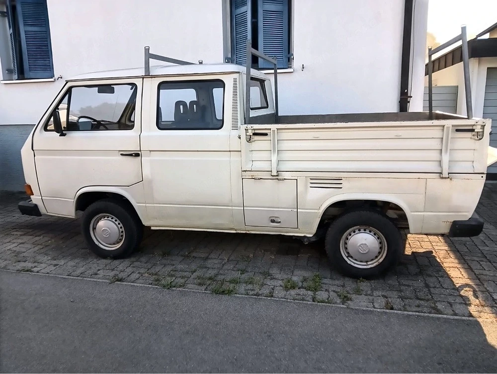 VW-Bus Doppelkabine 247