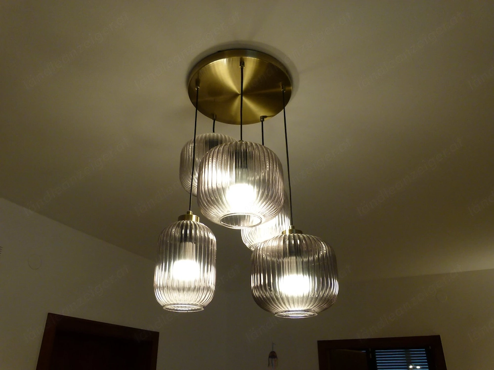 Design-Pendelleuchte 5-flammig Riffelglas Messing   neuwertig