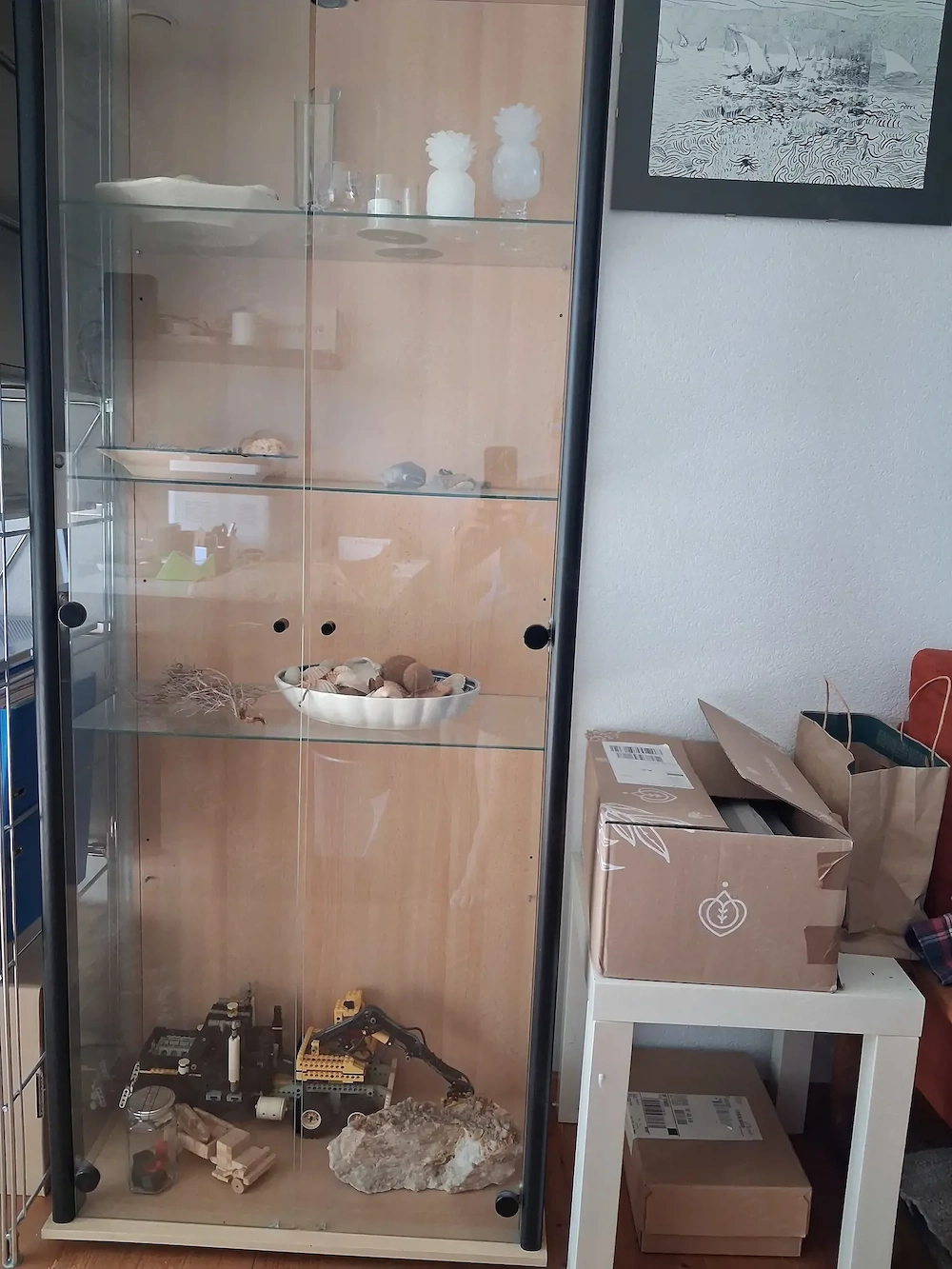 Glasvitrine (ohne Inhalt)