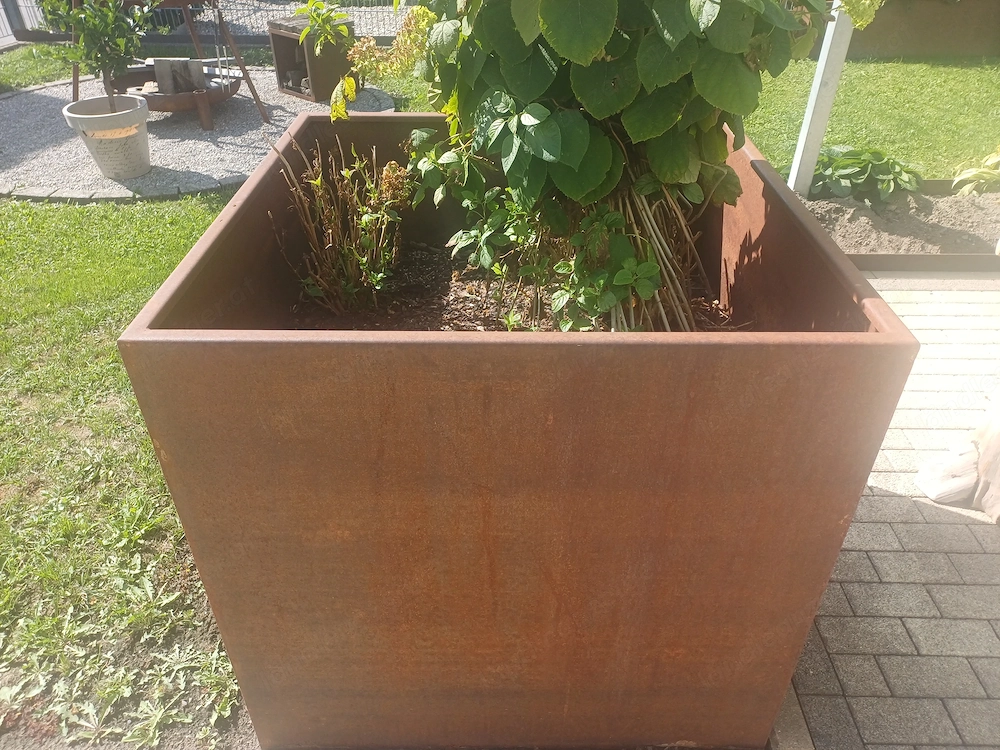 Hochbeet aus Eisen 