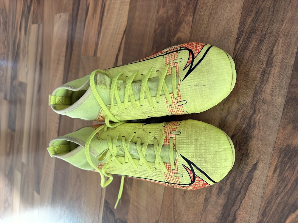 Fußballschuh Nike Mercurial Gr. 36,5