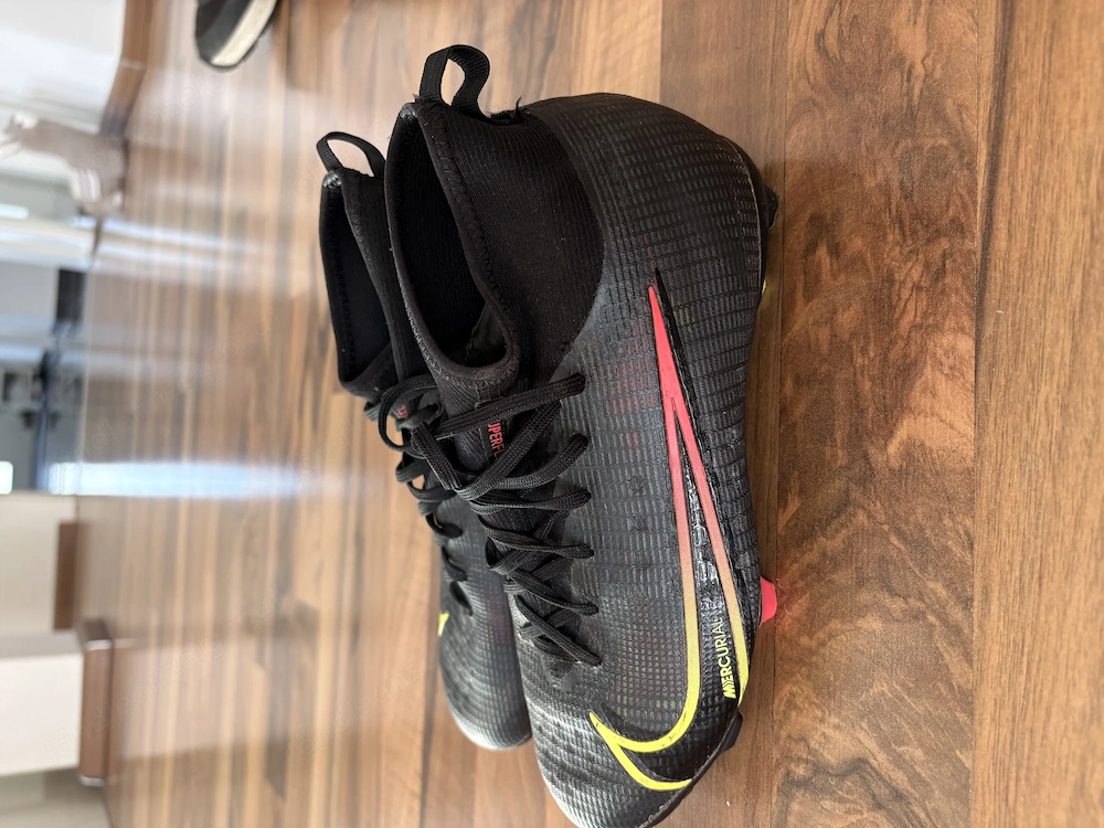 Fußballschuh Kinder Nike Gr. 35,5