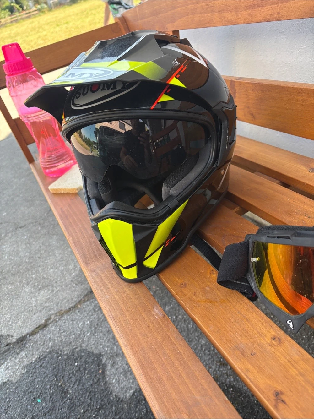 Cross Helm Suomy