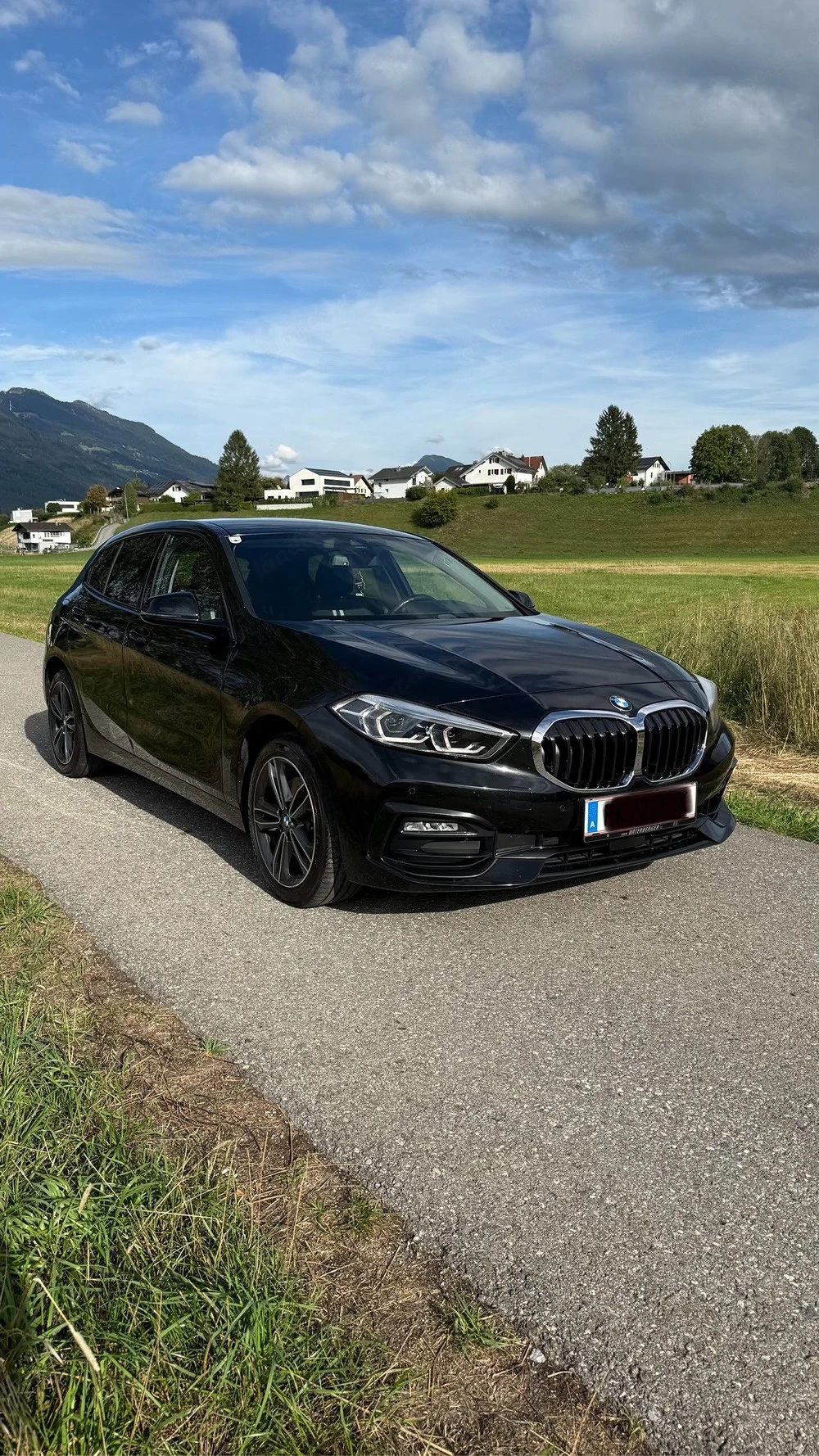 BMW 1er-Reihe 118i, M-Paket Interieur - Exterieur Sport-Line Klein-  Kompaktwagen