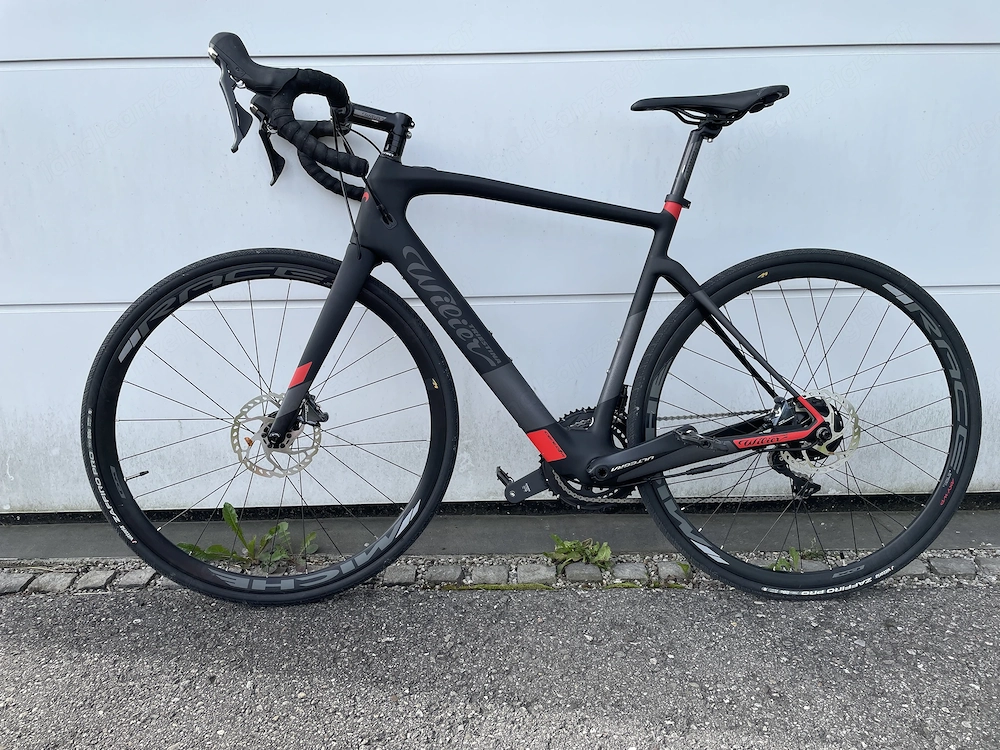 E - Rennrad WILLIER Hybrid Cento 1, 10km gefahren, wie NEU