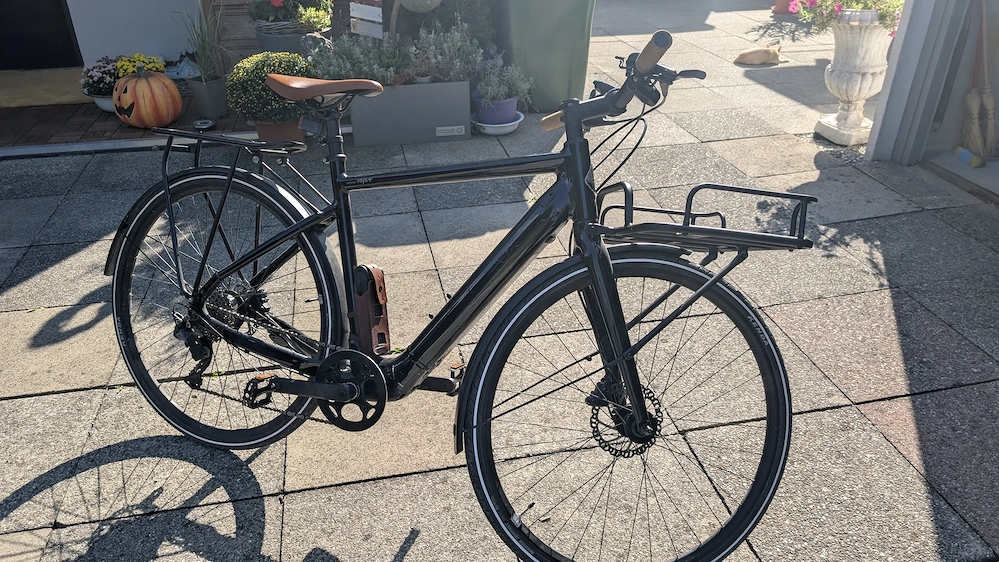 Verkaufe Momentum Voya E+ 1 (Urban E-Bike)   Top Ausgestattet & Super Leicht