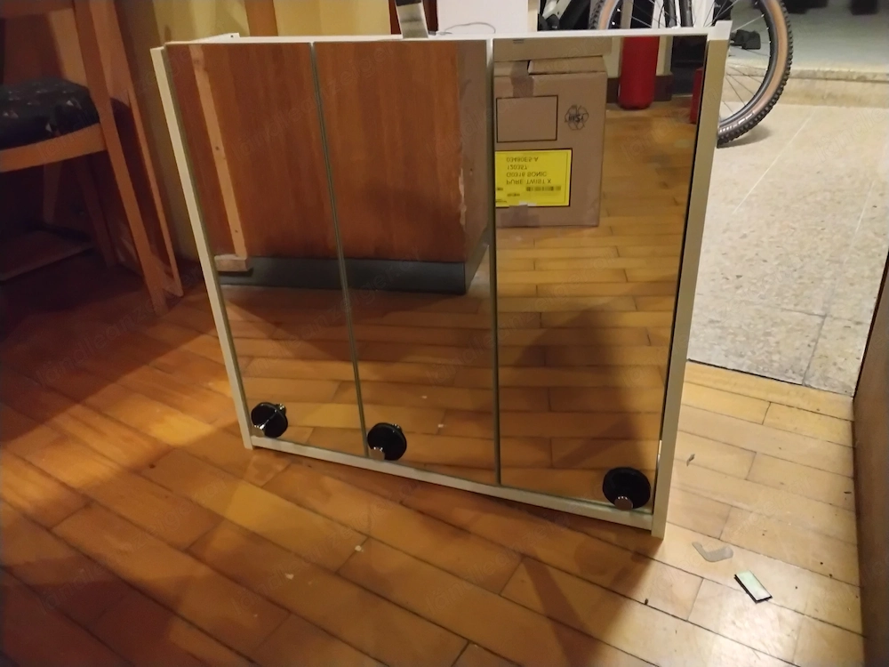 Verkaufe Spiegelschrank 
