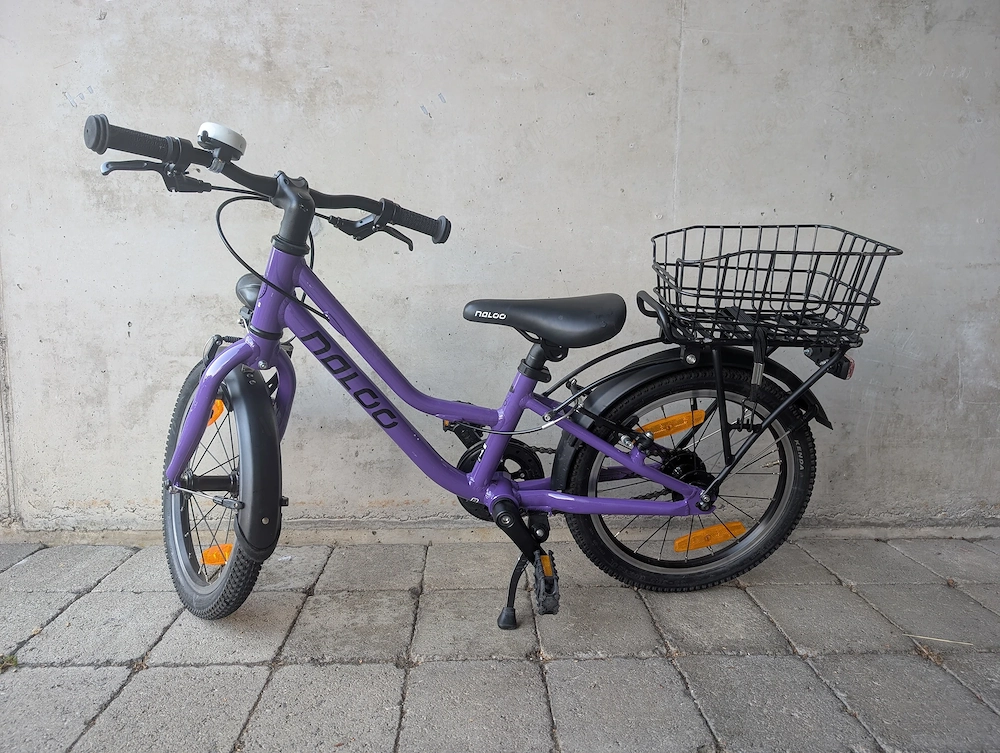 Naloo Chameleon 16 Zoll in Violett - leichtes Kinderfahrrad mit Vollausstattung