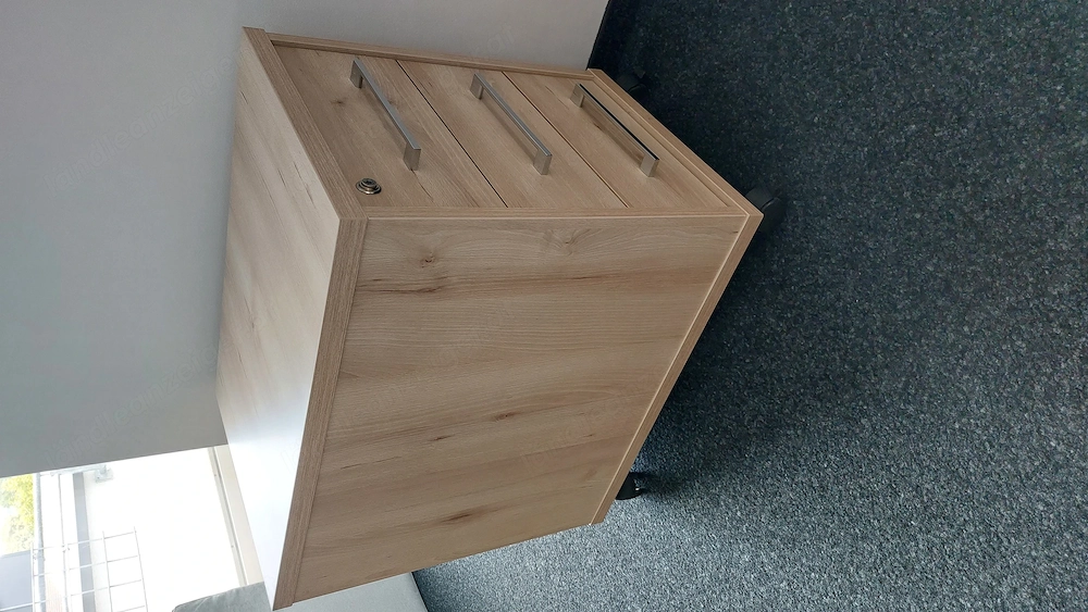 Rollcontainer für Büro ca .63cm hoch 44cm breit  65cm tief
