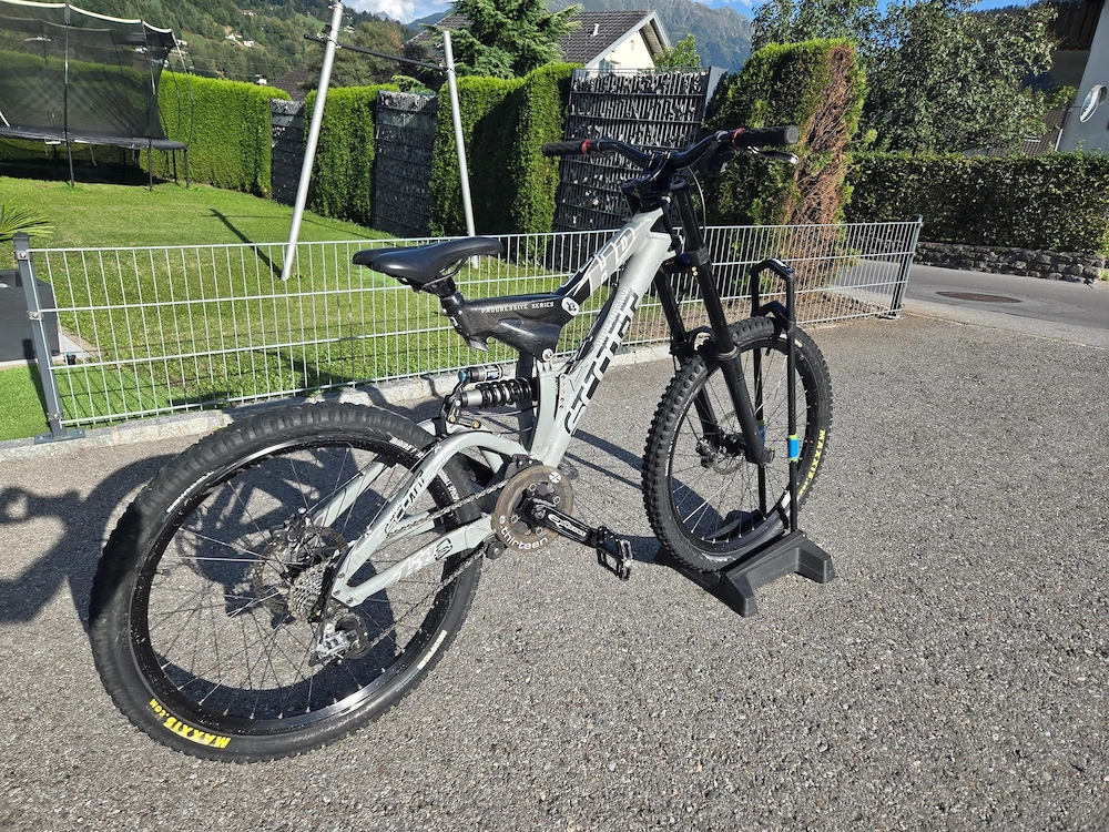 Downhill Bike SCOTT