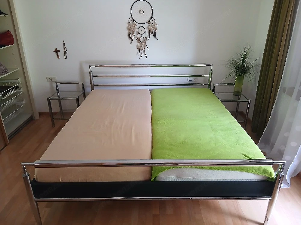 Doppelbett 