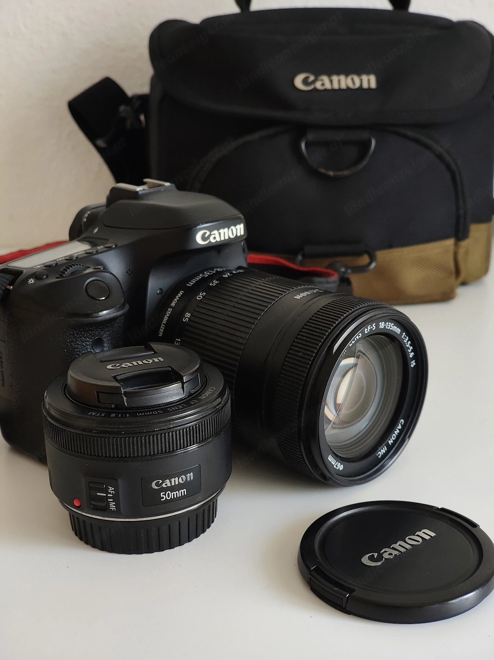 Canon EOS 80D Kamera mit EF-S 18 135 mm Objektiv und umfangreichem Zubehör