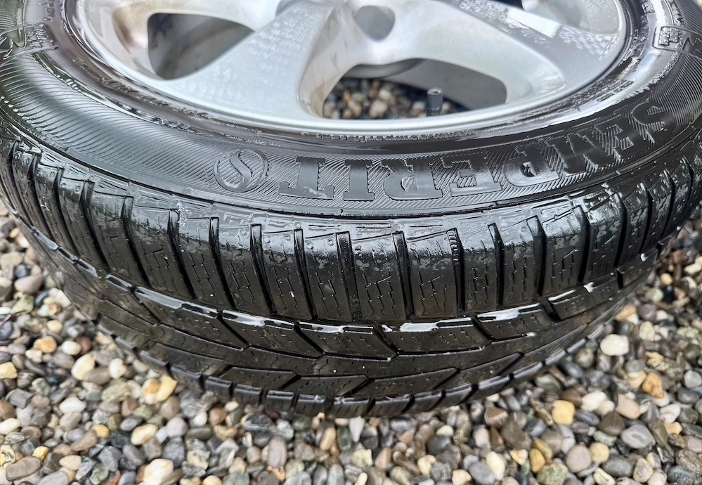 Winterreifen mit Felgen VW