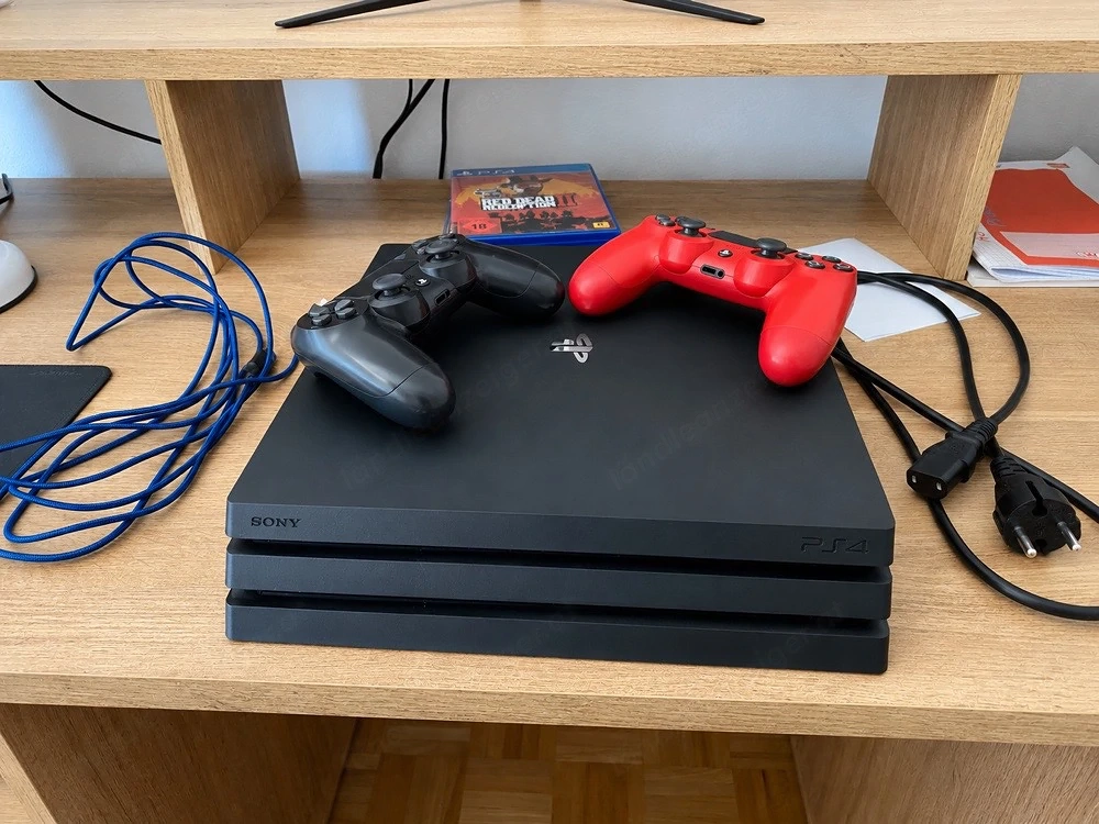 Playstation 4 Pro + Spiele