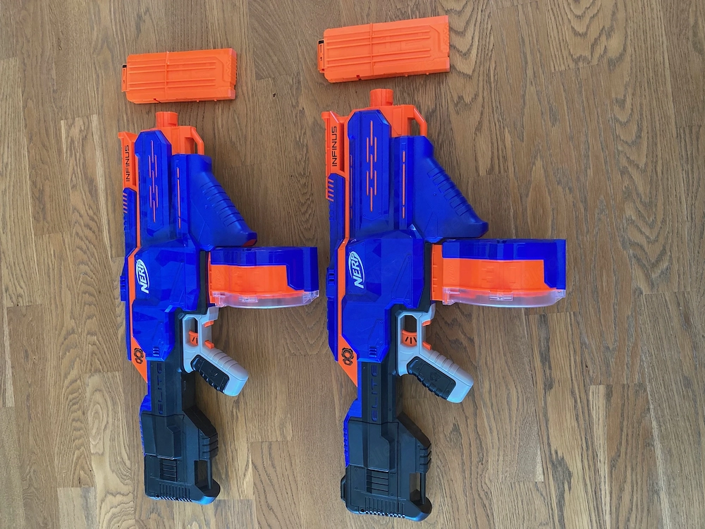 Nerf Infinious x 2 wie neu
