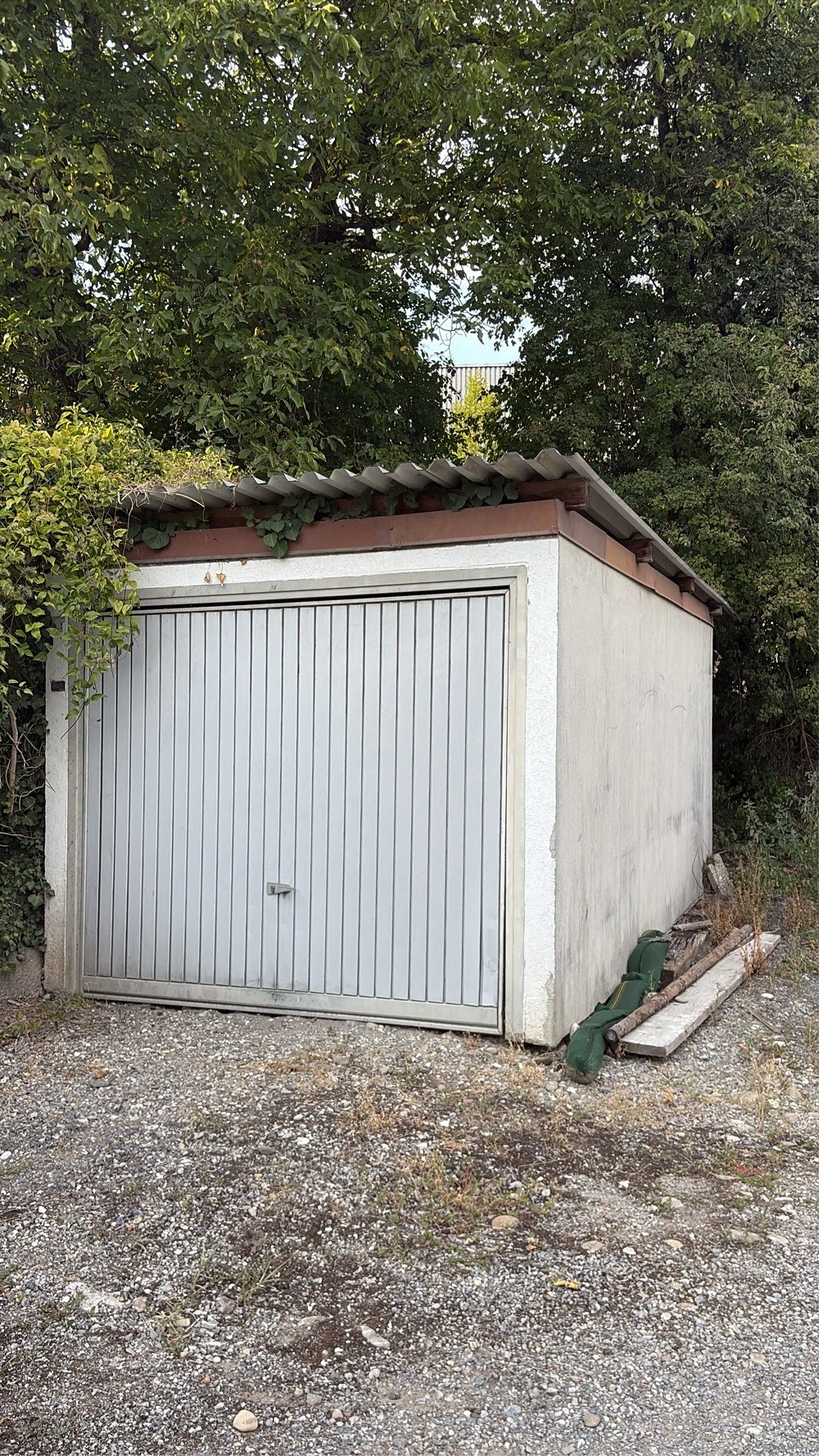 Garage zu verschenken