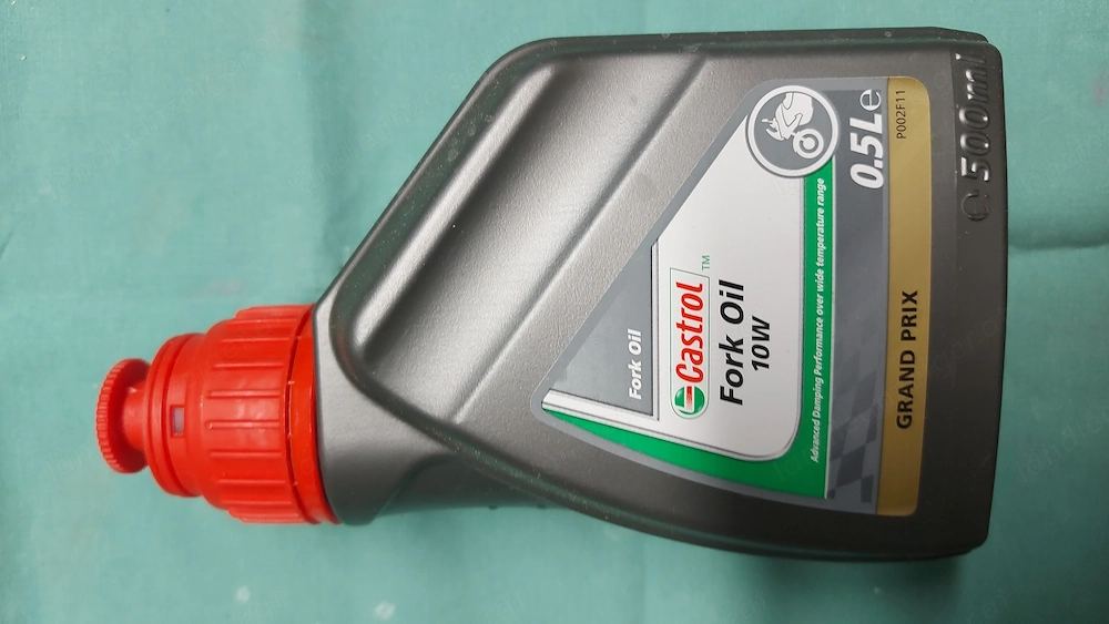Motorrad Gabelöl 10W verschenken