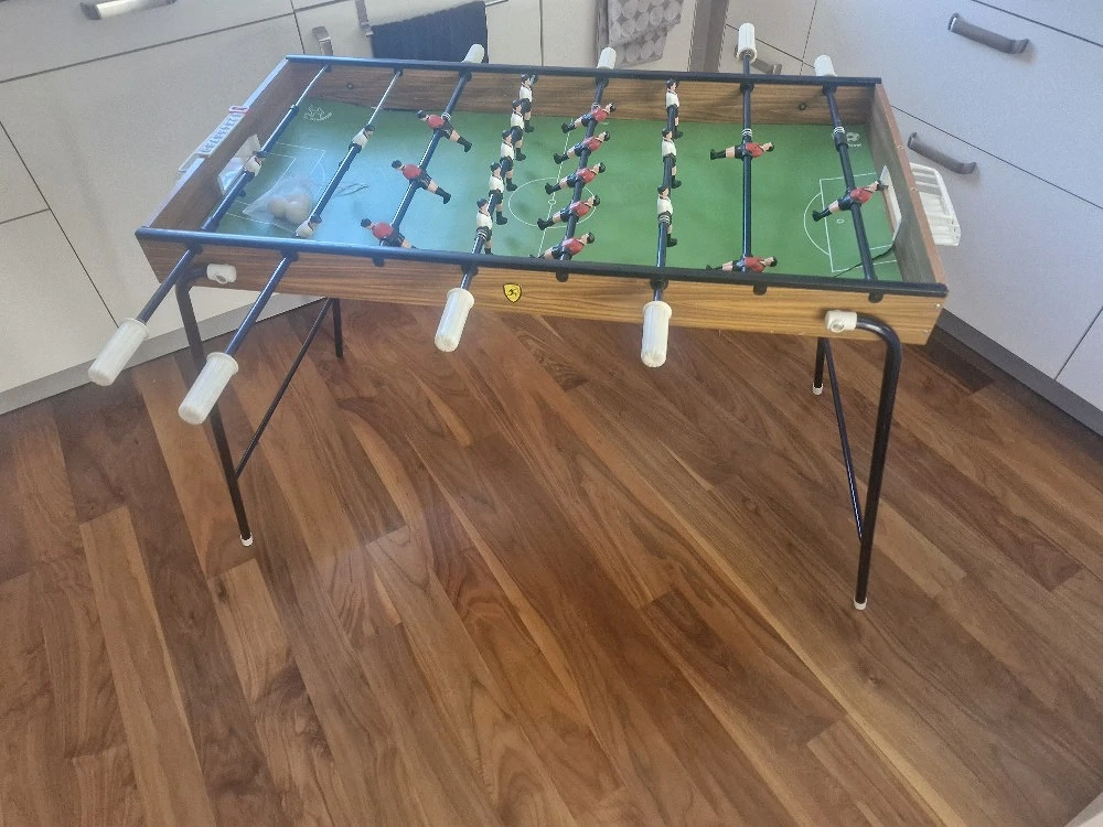 Tischfußball zu verschenken 