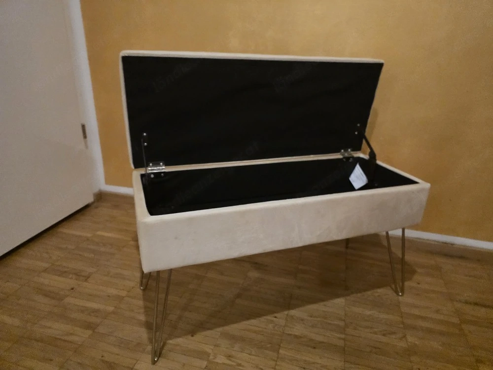Sitzbank mit Stauraum