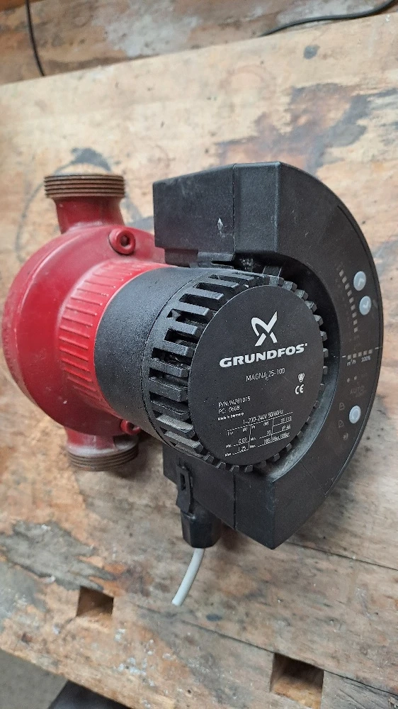 Grundfos Magna 25-100 