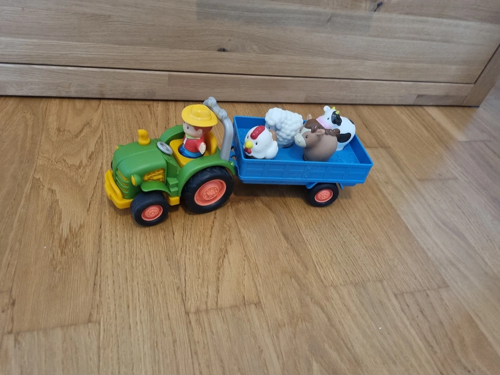Traktor mit Tieren und Geräusche