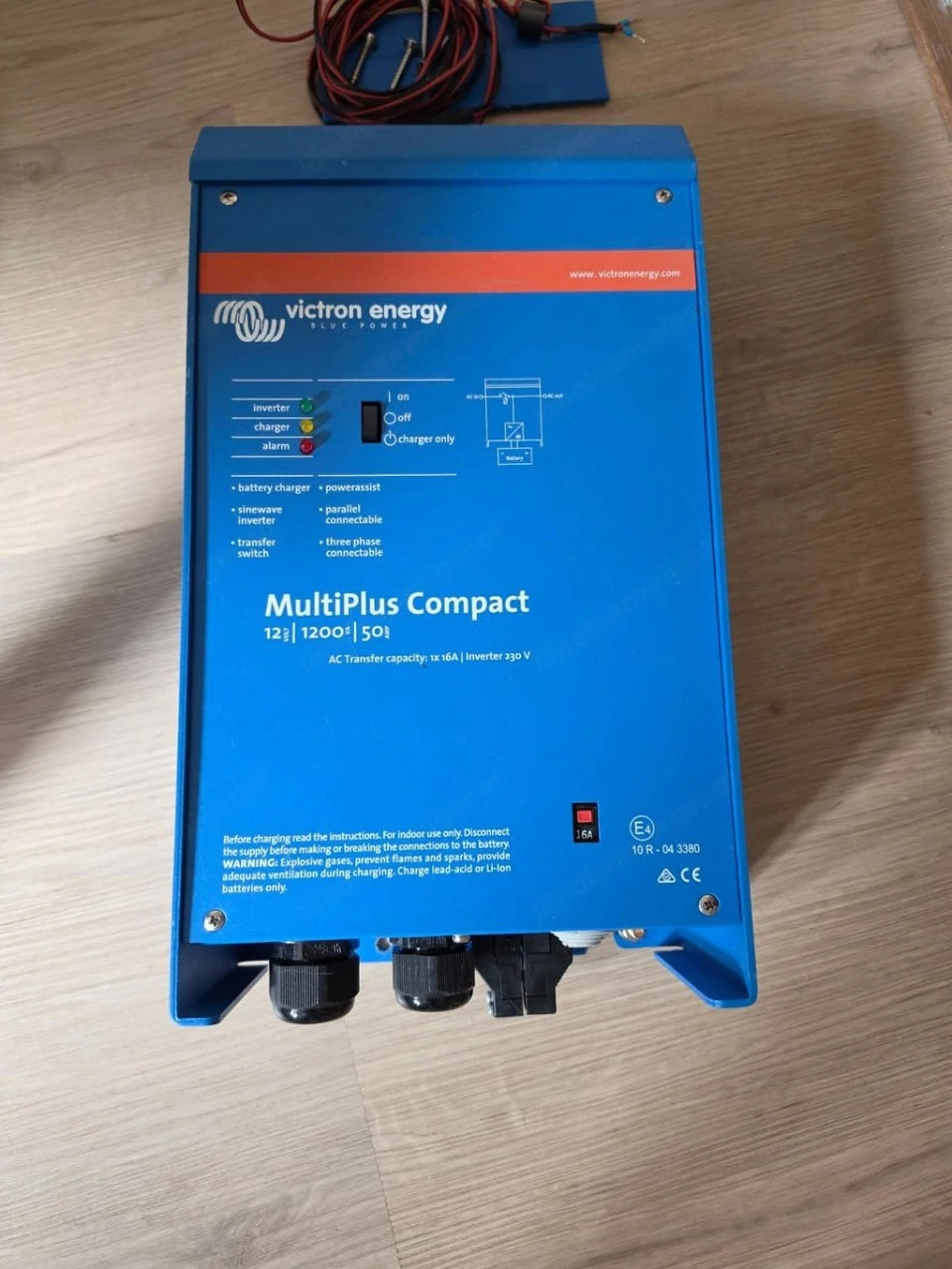 Victron MultiPlus Compact 12 1200 50
