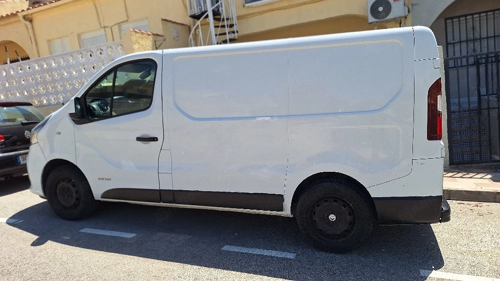 Nissan nv300 wenig km